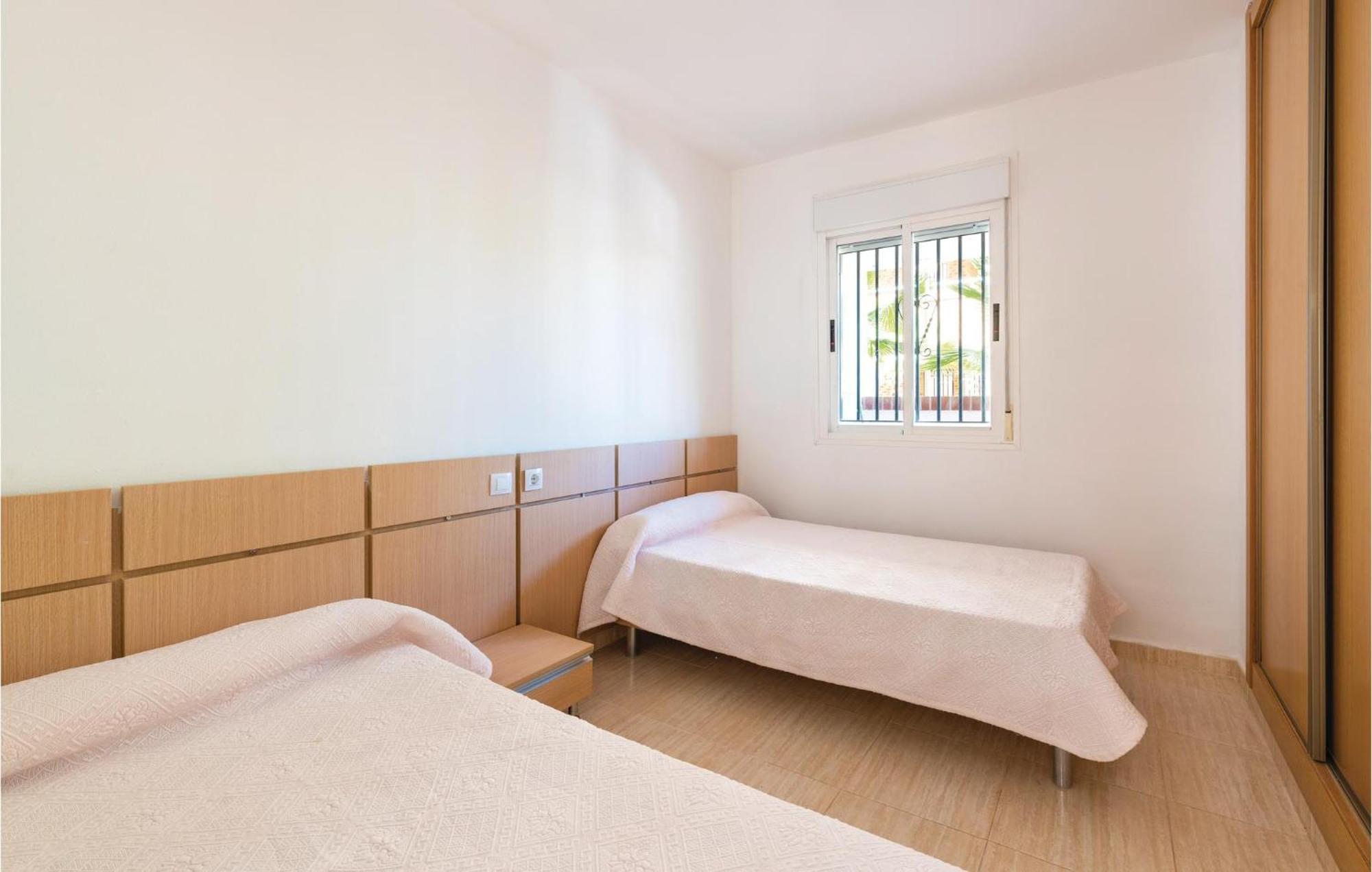 Amazing Apartment In Oropesa Del Mar With Kitchen Εξωτερικό φωτογραφία
