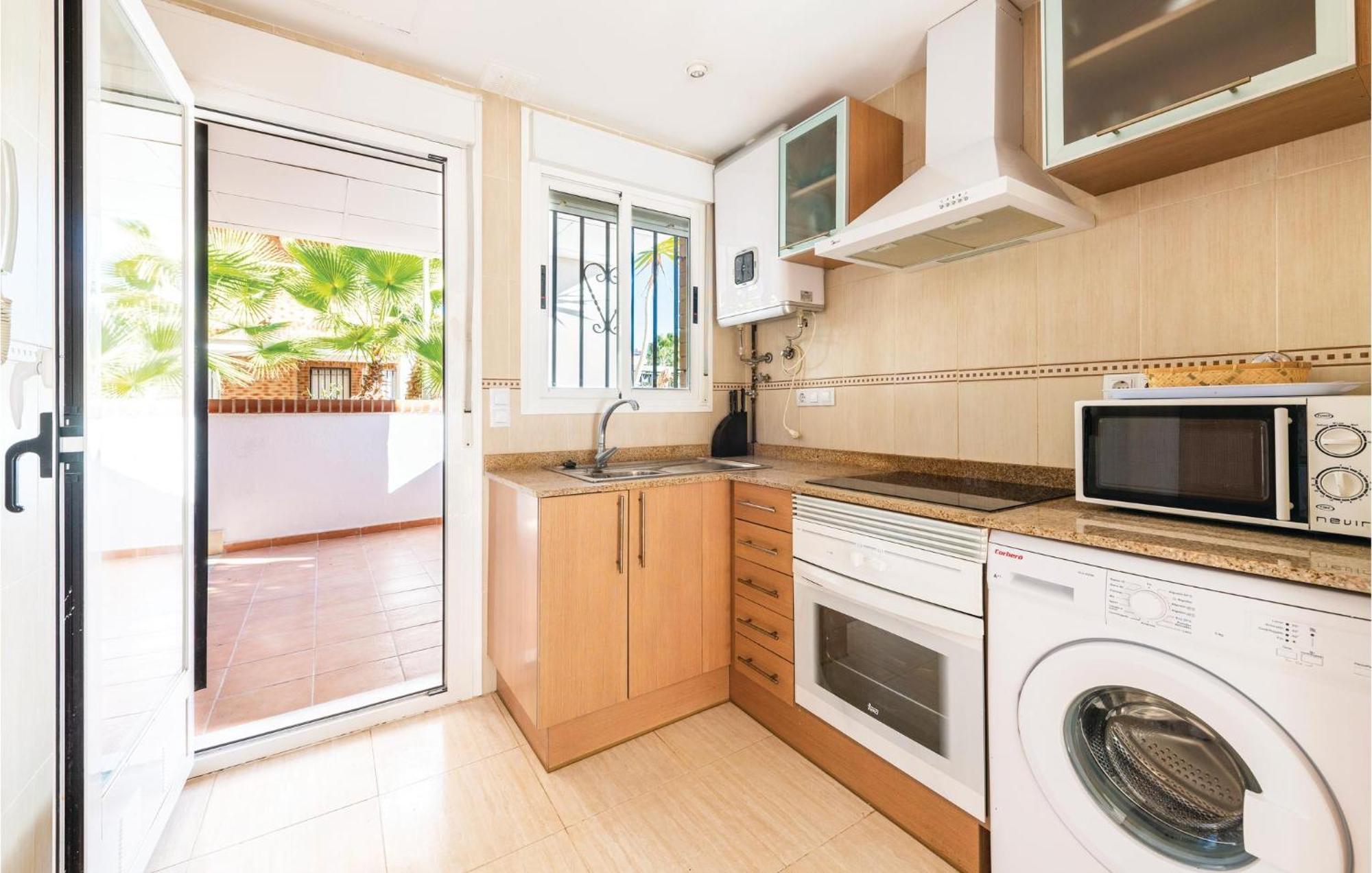 Amazing Apartment In Oropesa Del Mar With Kitchen Εξωτερικό φωτογραφία