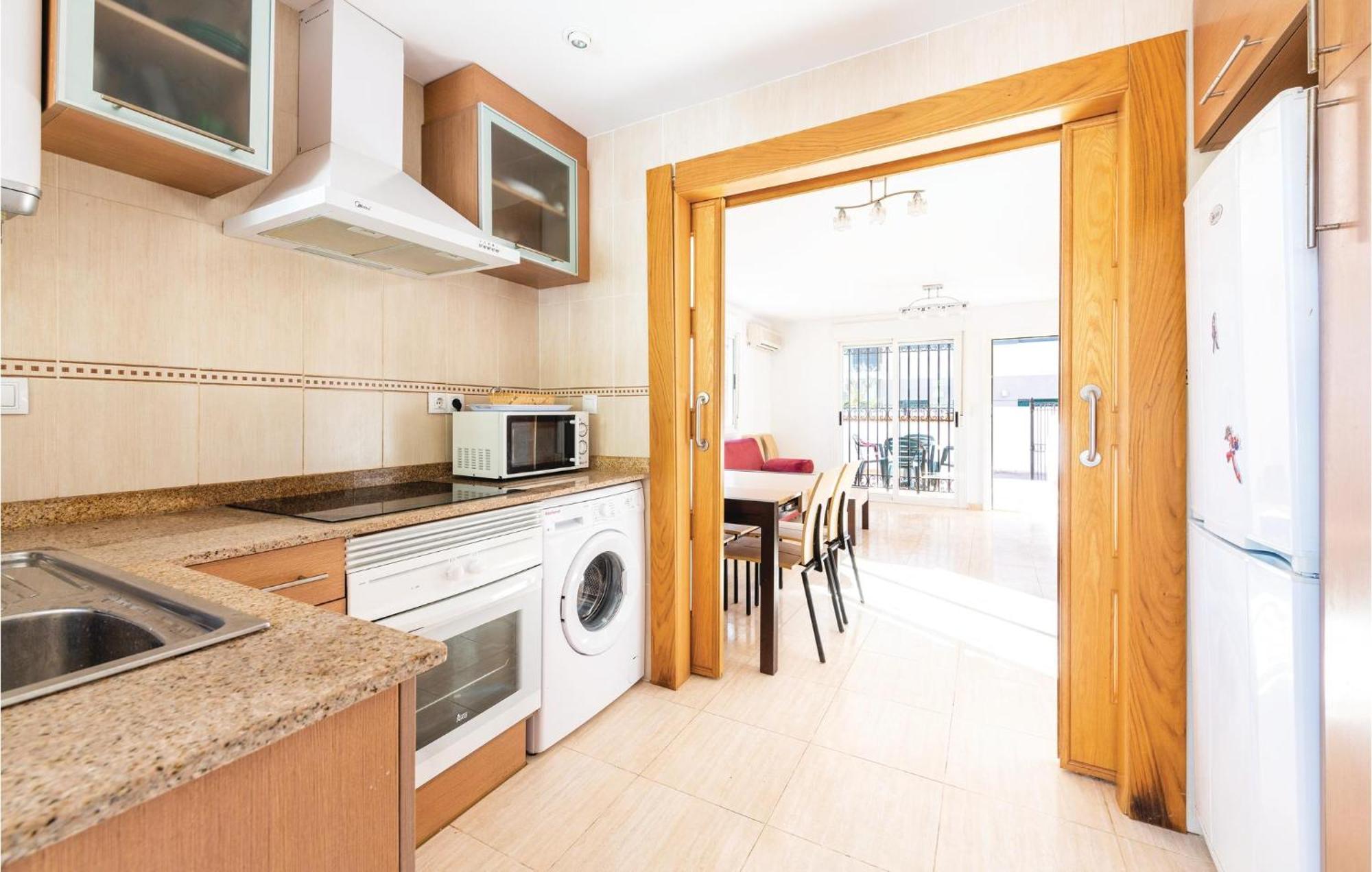 Amazing Apartment In Oropesa Del Mar With Kitchen Εξωτερικό φωτογραφία